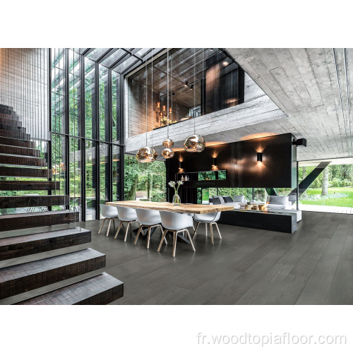 Plancher en bois massif chêne intérieur moderne en bois